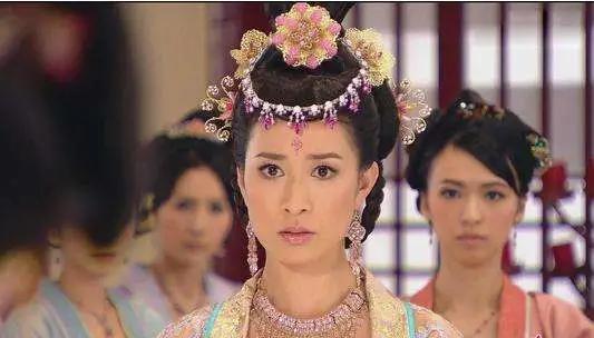 影视剧里的白莲花有多让人恨,影视剧中经典白莲花