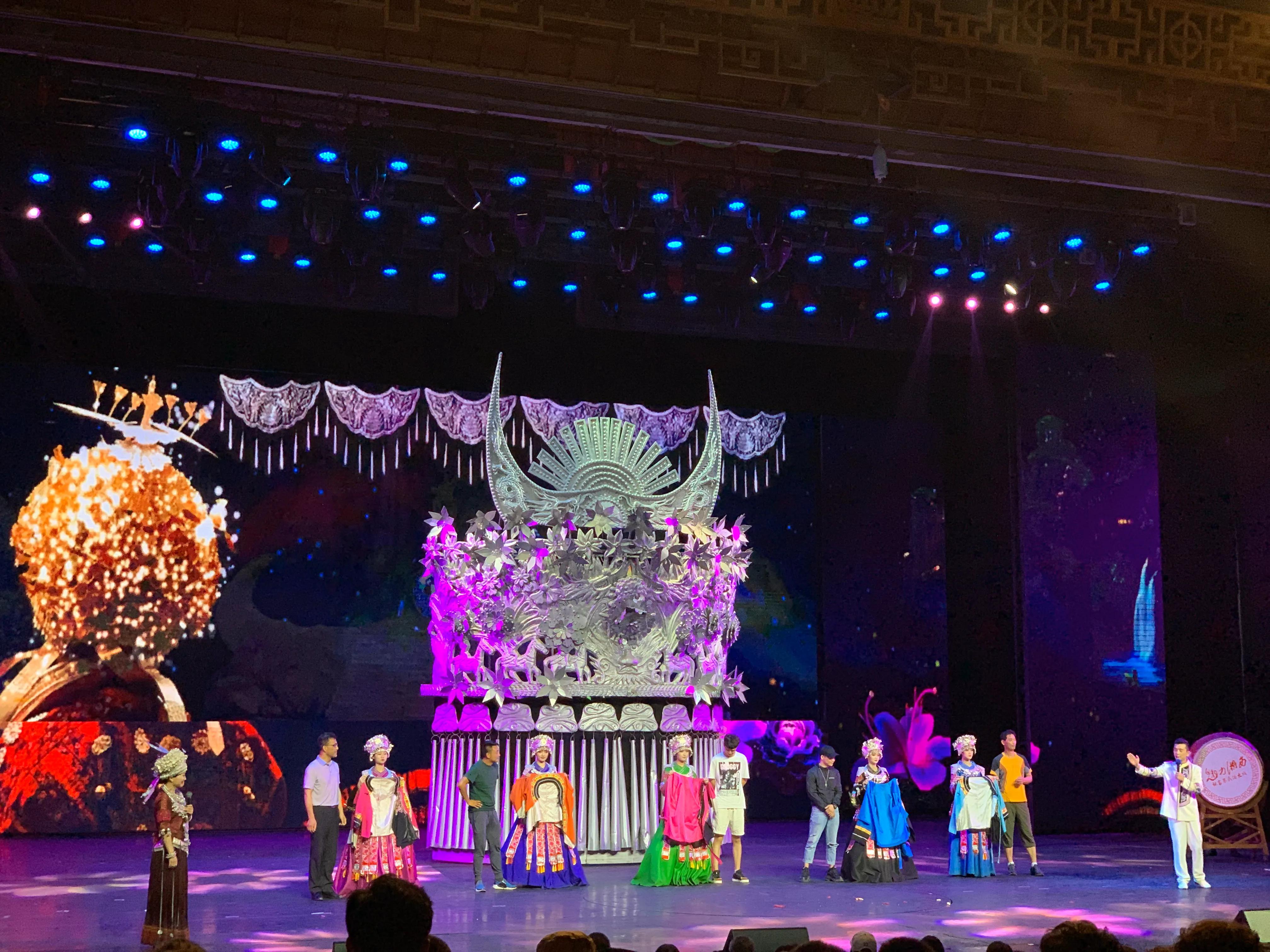 张家界魅力湘西最后互动,张家界千古情和魅力湘西距离多远