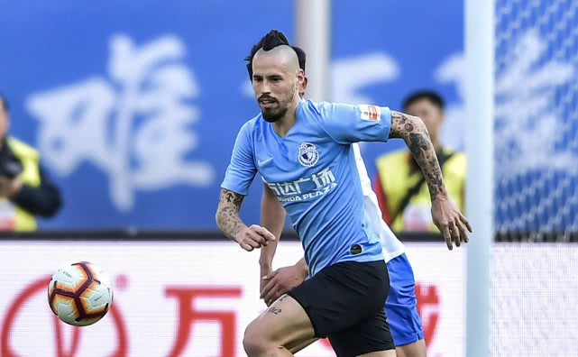 哈姆西克过人集锦,哈姆西克那不勒斯精彩表现