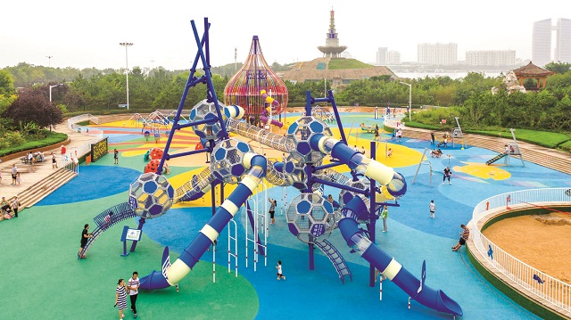 娼捣涓滄柟娉㈡緶澹様,娼捣涓滄柟涓囪薄鏂板煄