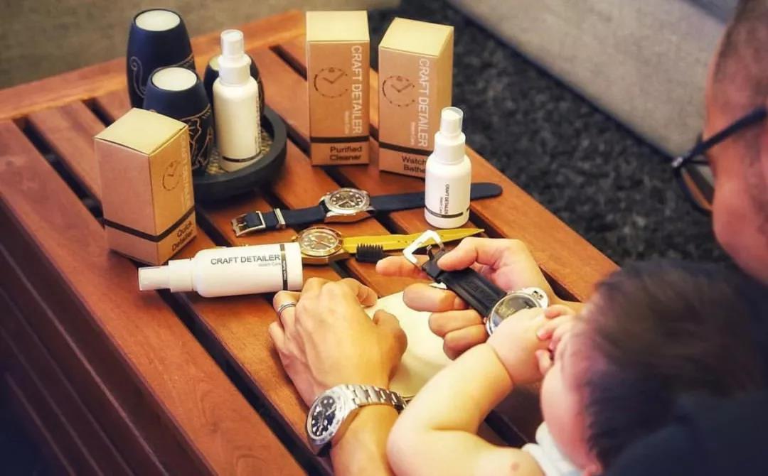 刚买的机械表里面进水了,机械表里进水了