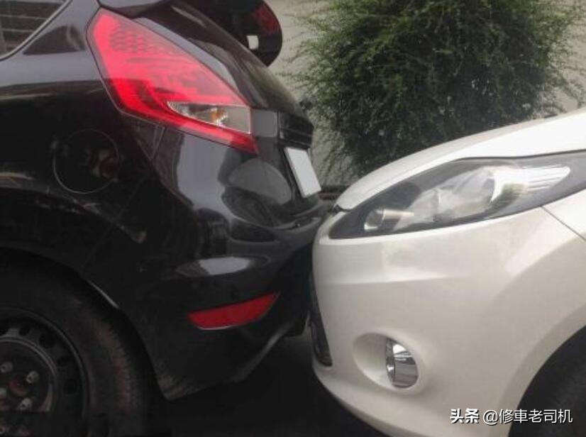 开车追尾了怎么安慰,新手开车第一天就追尾了