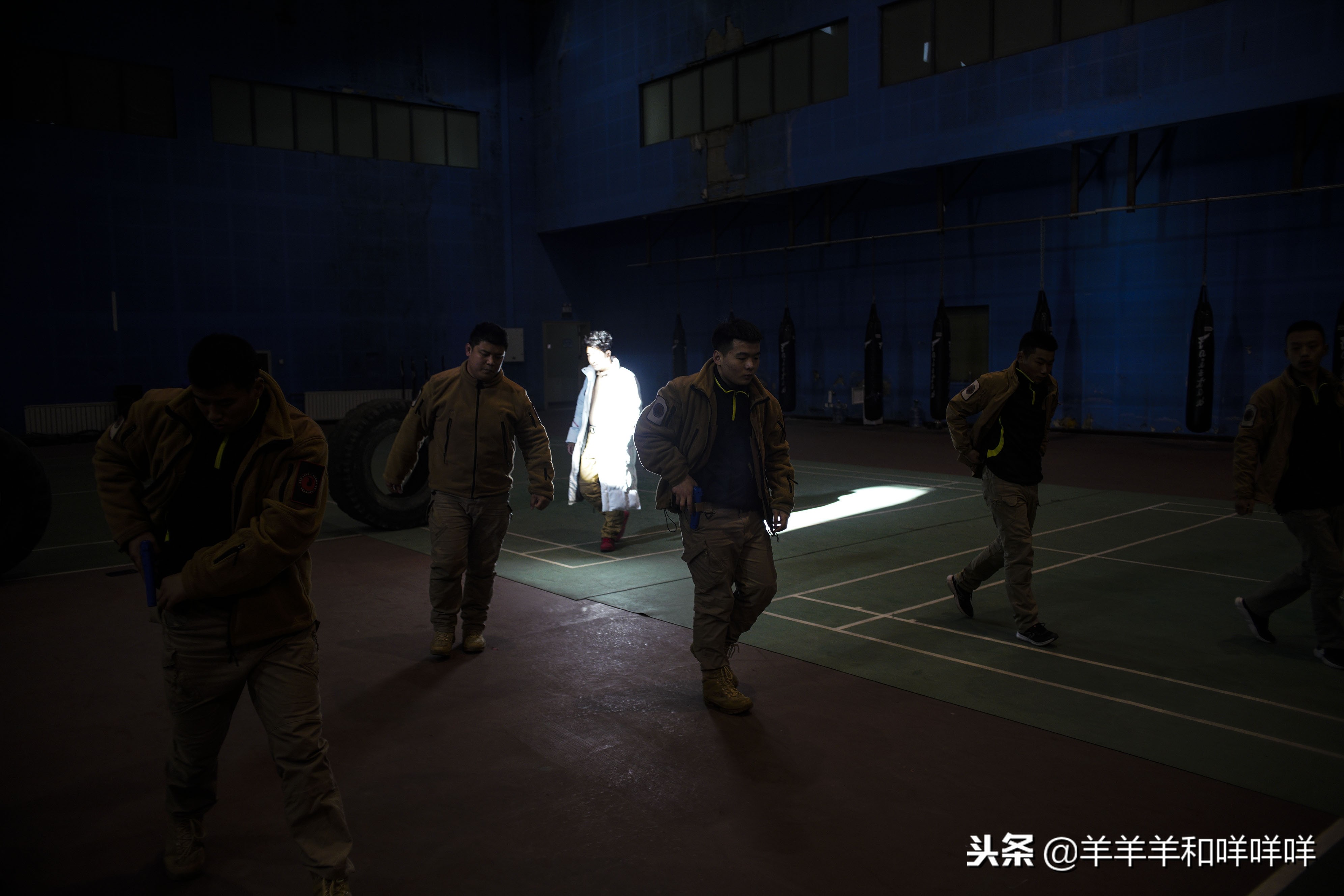 陈永青退伍了没有,陈永青20年前在部队照片