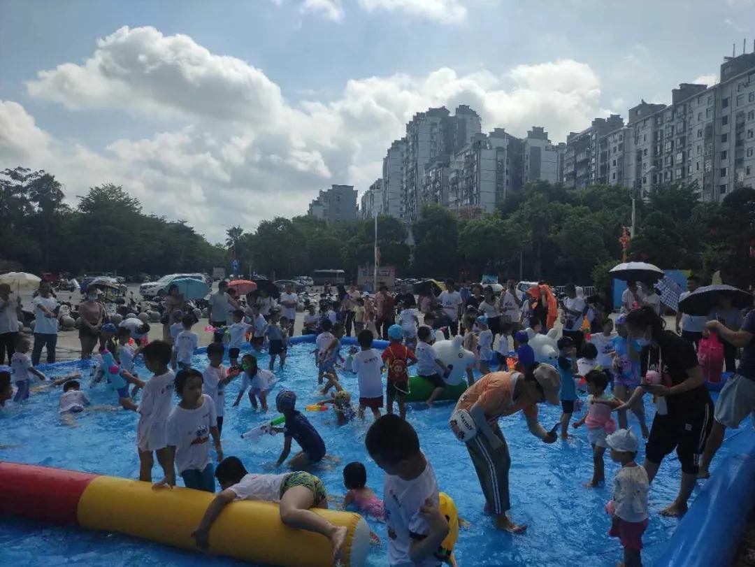 南兴广场适合孩子玩吗,南兴广场小孩玩的地方