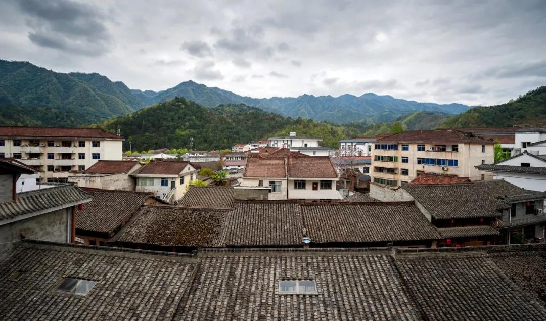 陕西秦岭最美的小城在哪里,秦岭深处的小县城暗藏着绝美秋色