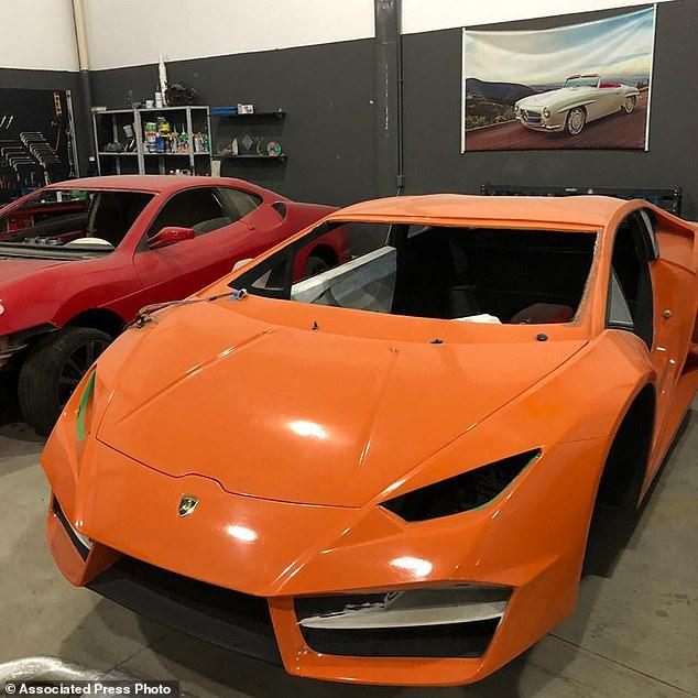 国外父子爆改汽车,父子爆改老爷车