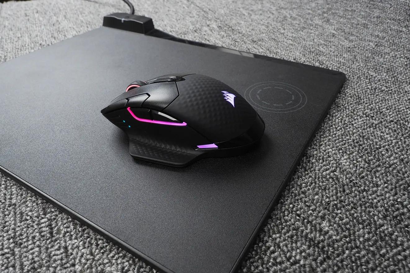 美商海盗船铁手无线鼠标测评,海盗船darkcoreprose灯失灵