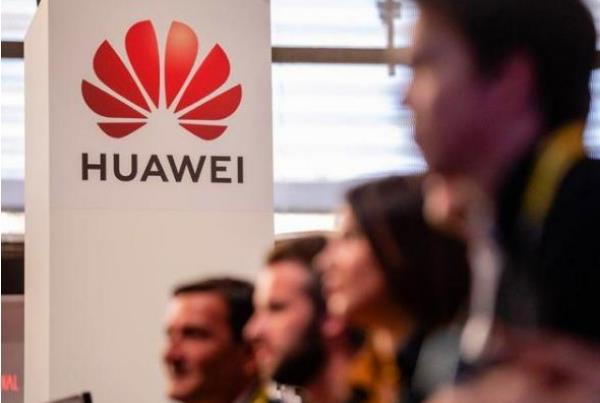 三千以下的华为旗舰机哪一款最好,目前最值得入手的三款华为旗舰