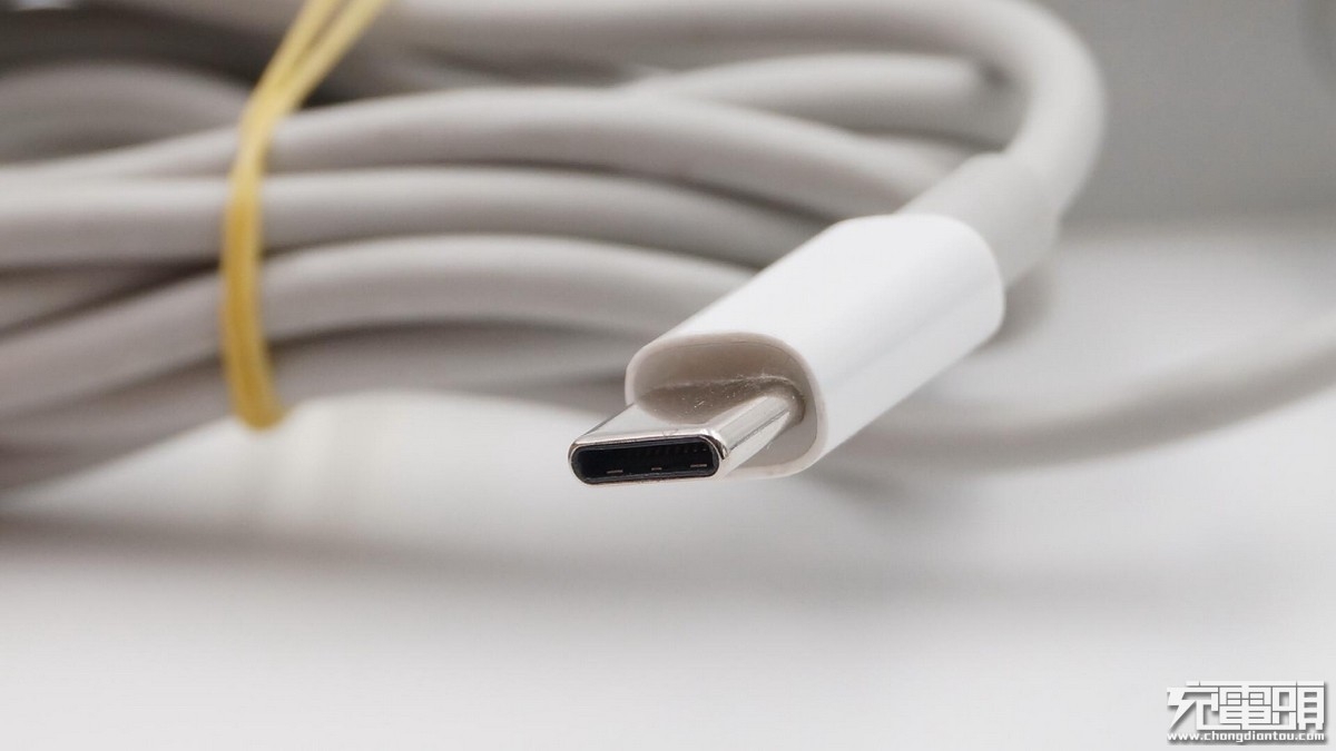 小米笔记本充电器跟哪款手机通用,小米67w的充电器支持多少pd