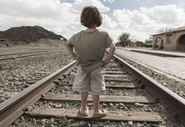 6岁儿童尿床最好的治疗方法,6岁孩子以前不尿床现在突然尿床