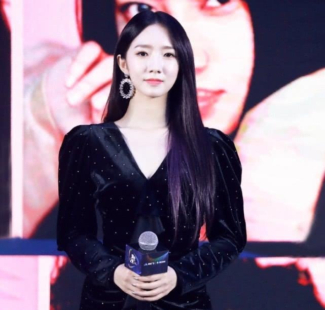 今年火的蚂蚁裙,今夏很火的仙女裙