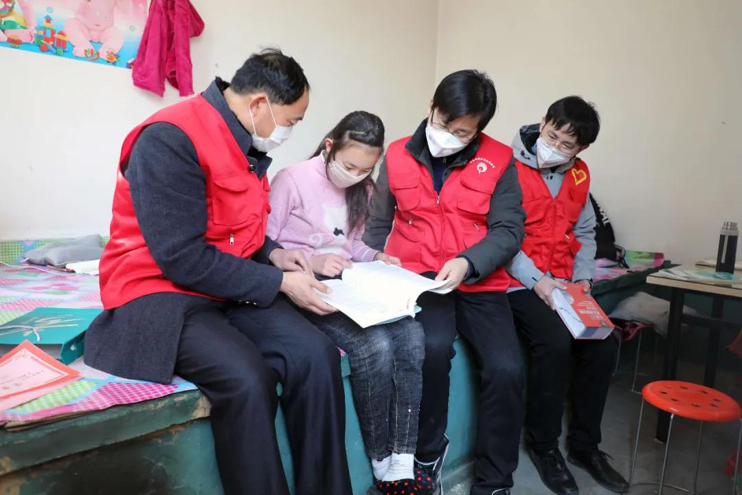 e起助力同心战役手抄报,e网同心优秀作品展播