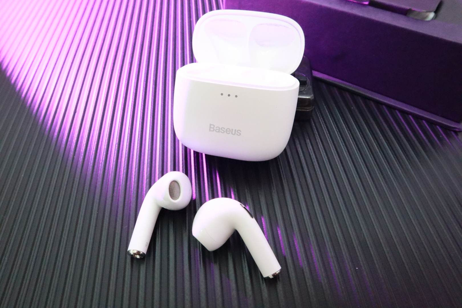 倍思e8耳机测评,倍思蓝牙耳机e3吐槽测评