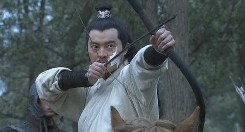 谁向曹操报告孙策有取许都之心,孙策平定江东全过程