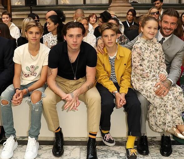 贝克汉姆维多利亚做了什么事,维多利亚对贝克汉姆影响