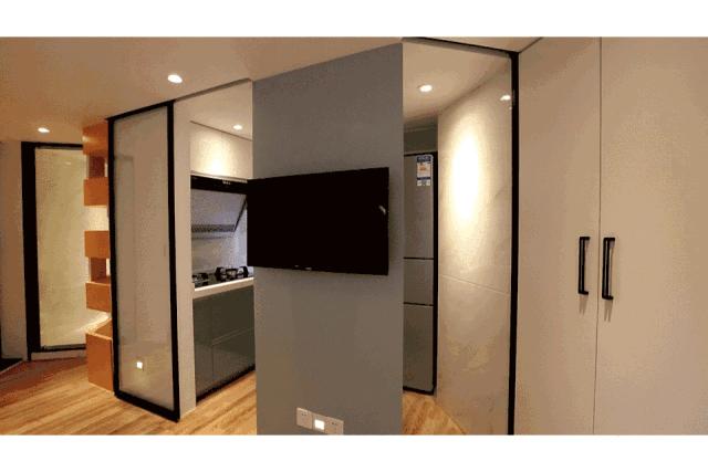 大龄剩女跟父母挤一张床，25㎡奇葩户型被他改出观景豪宅，超羡慕