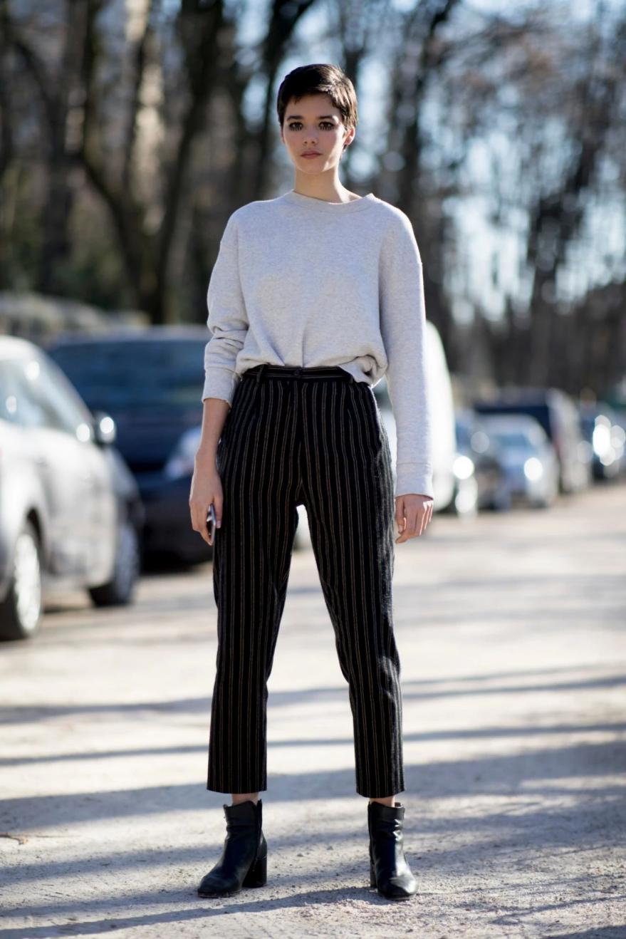 适合小个子遮胯宽腿粗的裤子,不显胯宽的百搭裤子