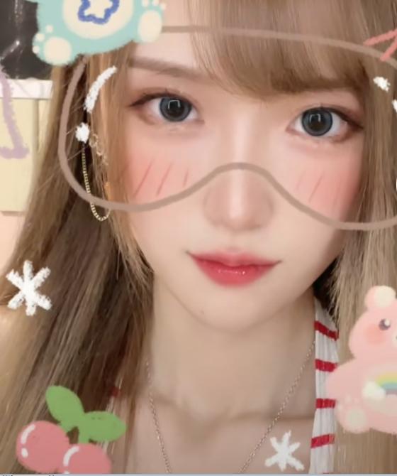 腐团儿终于想起了账号密码？刚回归就放王炸，婚纱照惊艳众人