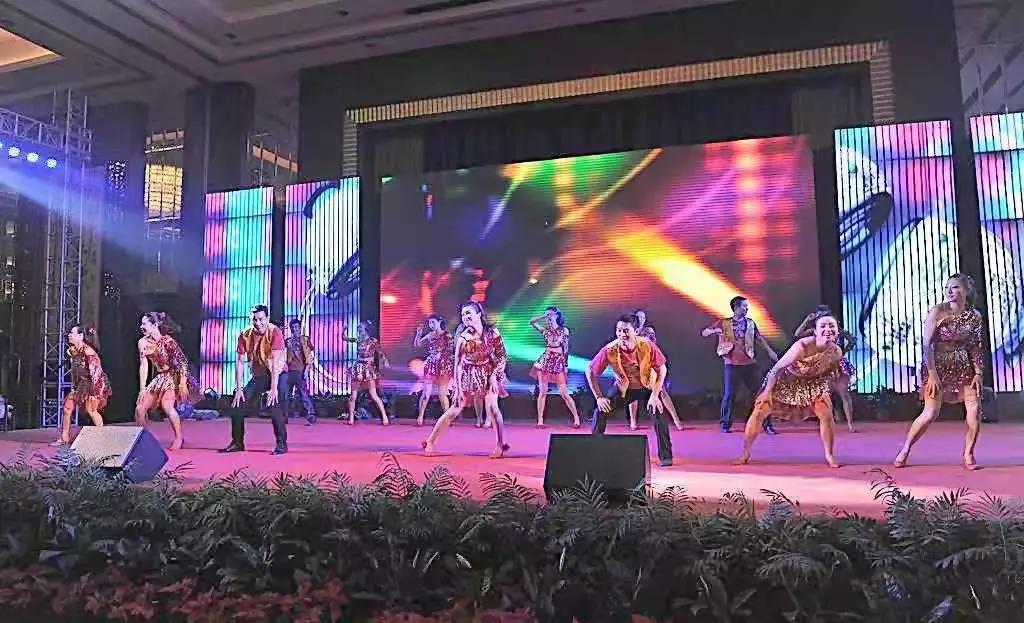 10000张电影票9元,30000张电影票免费送出