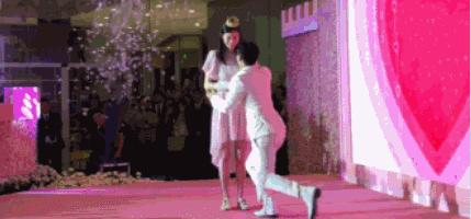 璧岀帇鍎垮瓙鐪熷績鍠滄濂氭ⅵ鐟跺悧,璧岀帇鍎垮瓙涓轰綍鎵惧姊︾懚