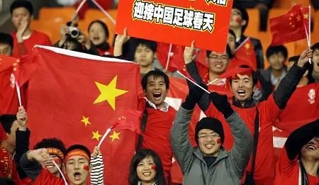 说说对中国足球的看法,除了吐槽国足还可以吐槽什么