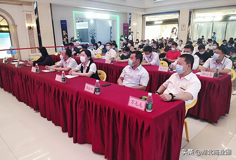 联手农商行推出低息*款贷**，金鑫集团再添新举措为商户纾困