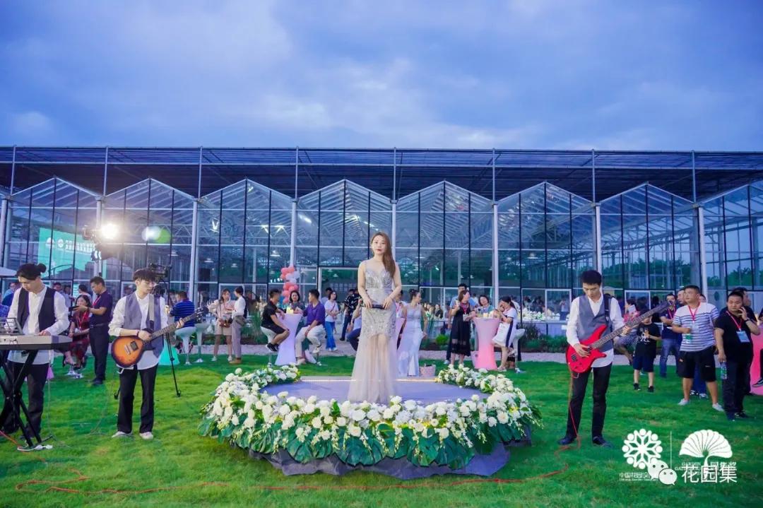 鑺卞洯鐩涘涔愯嚦,鑺卞洯鐩涘瀹屾暣