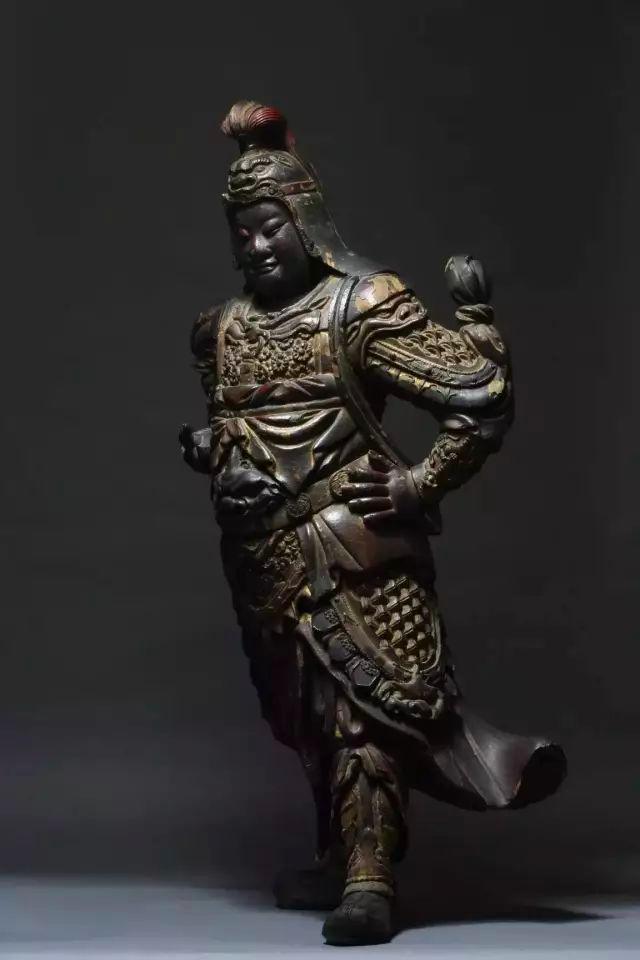 中国与日本两国木造像的区别