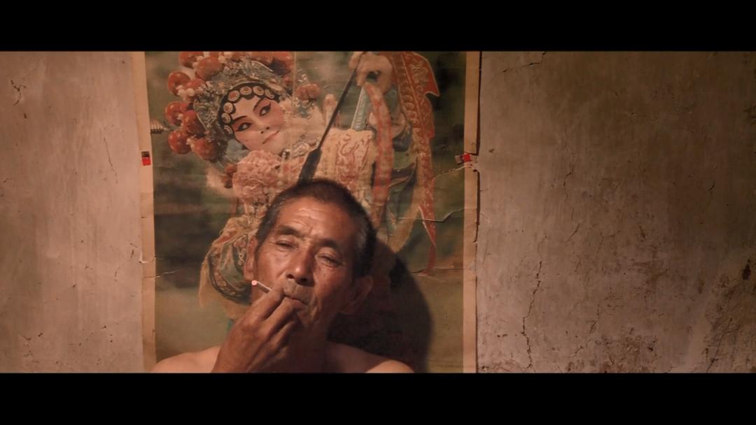 农村人性*理片伦**，揭开农村老光棍的欲望心酸，拍得毫不避讳