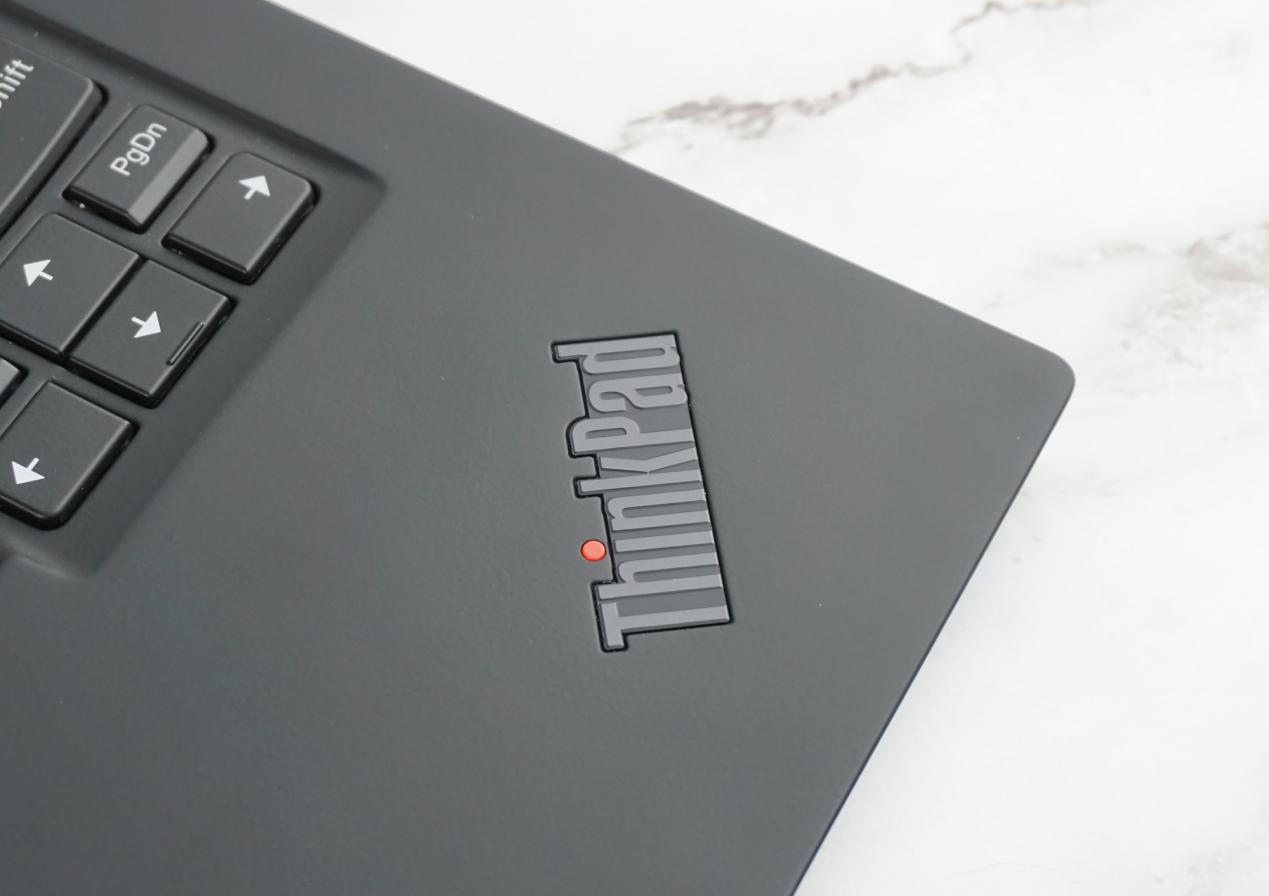 高端经典联想thinkpadx1c,thinkpadx1carbon2022详细配置
