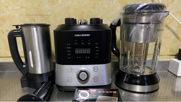 工作忙碌饮食不将就，德氏破壁机带来营养美味