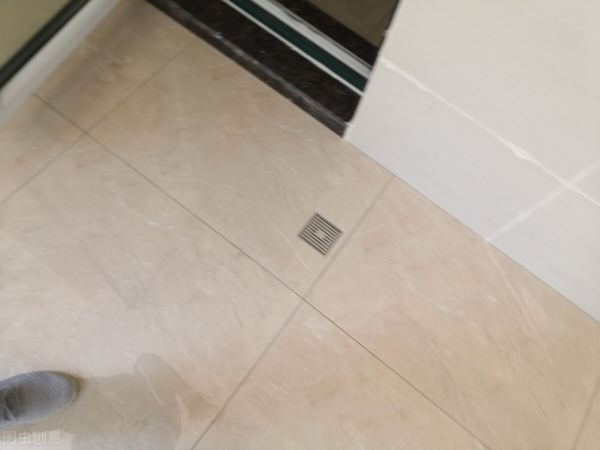 美缝要一管胶一口气打完再压缝吗,墙砖和地砖交接处缝特窄怎么美缝