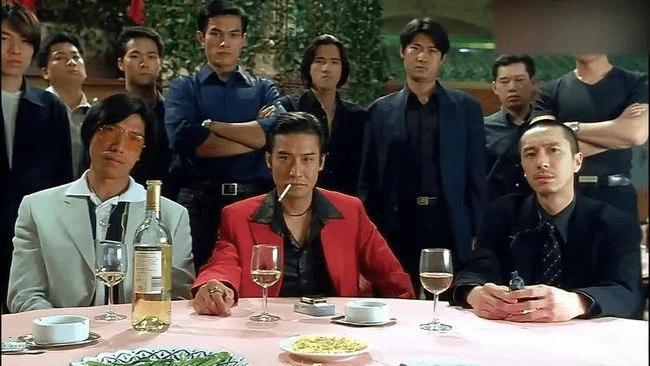 乌鸦哥张耀扬吸毒判多少,乌鸦哥张耀扬吸毒后为什么还能演