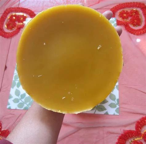 诱蜂蜡加入什么东西诱蜂效果更好,意蜂蜡和中蜂蜡混合能诱到中蜂吗