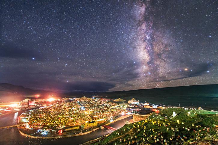 如精灵般存在的藏民们,守护在这片土地之上