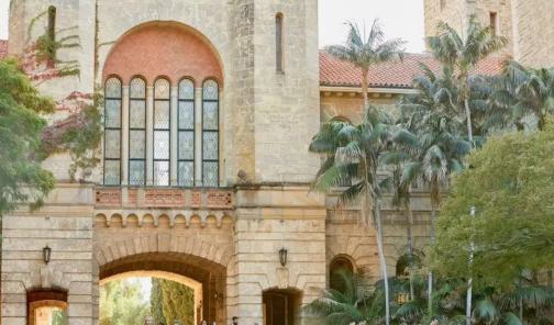 杭州春季雅思班——春水初生，春林初盛，雅思恋爱两不误