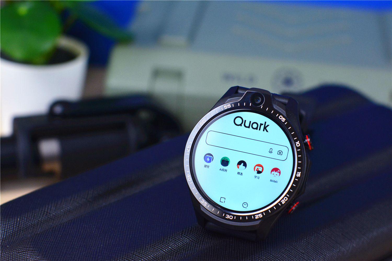 jeep新款智能手表jpsw011black,jeep智能手表高配版有啥区别