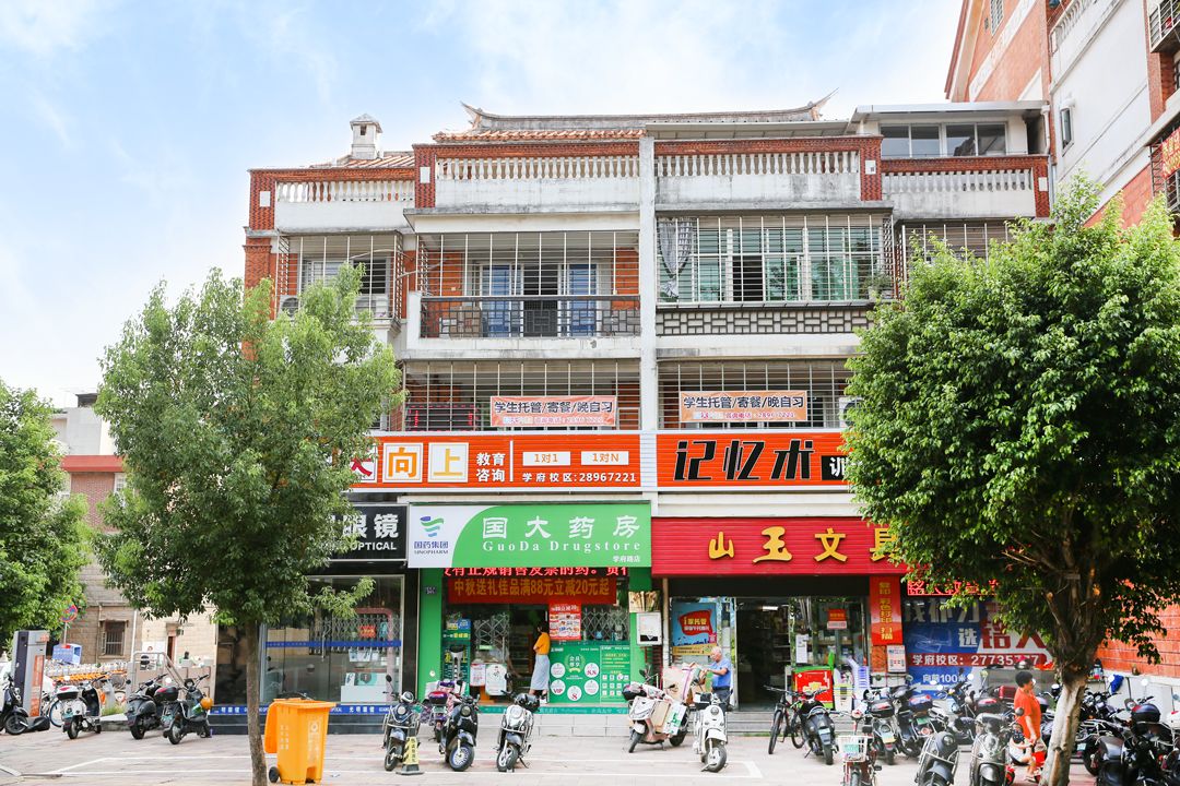 任尔东西南北风配图,任尔东西南北风我亦巍然不动