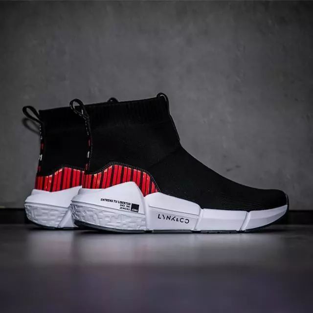 领克联名黄龙600,心心念念的新鞋子