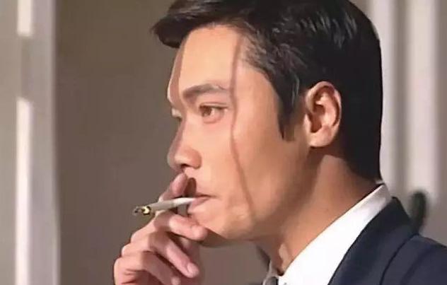 罗嘉良抛弃豪门养女,罗嘉良叶荣添生意失败卖盒饭