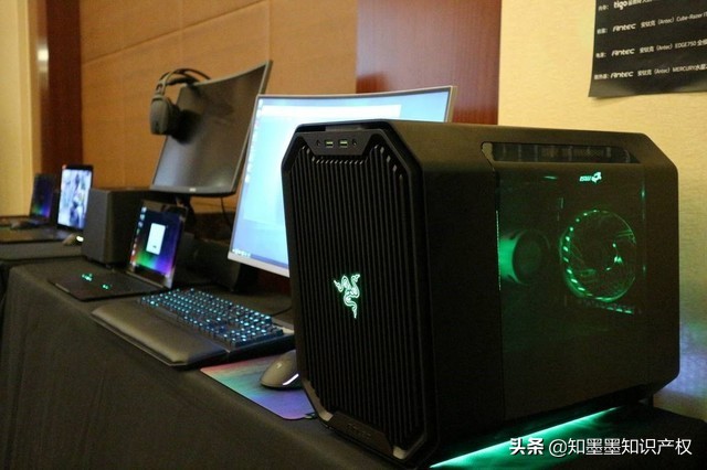 雷蛇黑寡妇最新,黑寡妇恐怖分子