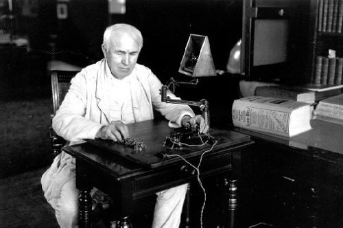 爱迪生人物简介,爱迪生生平成就