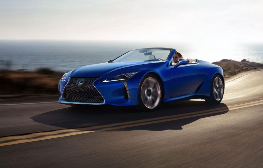 网友：想保值就别买车，要不买五菱宏光，买个二手开八年卖八千