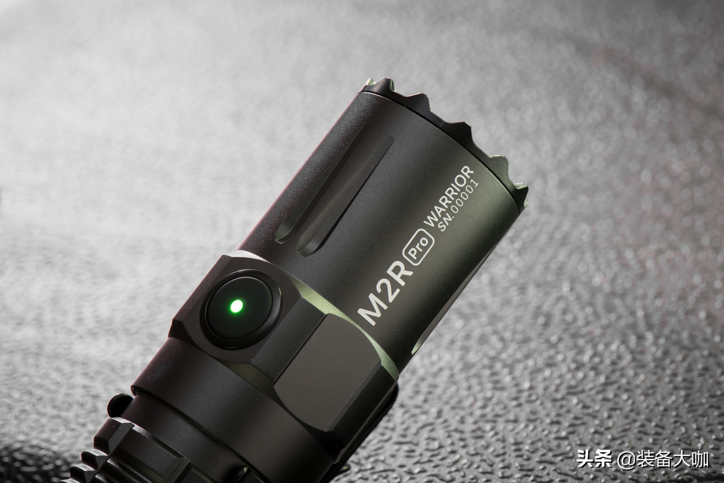 照明多面手——OLIGHTM2RPRO武士手电评测