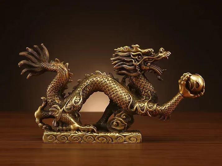 龙饰品挂在家中哪里,窗台摆放龙的饰品好不好