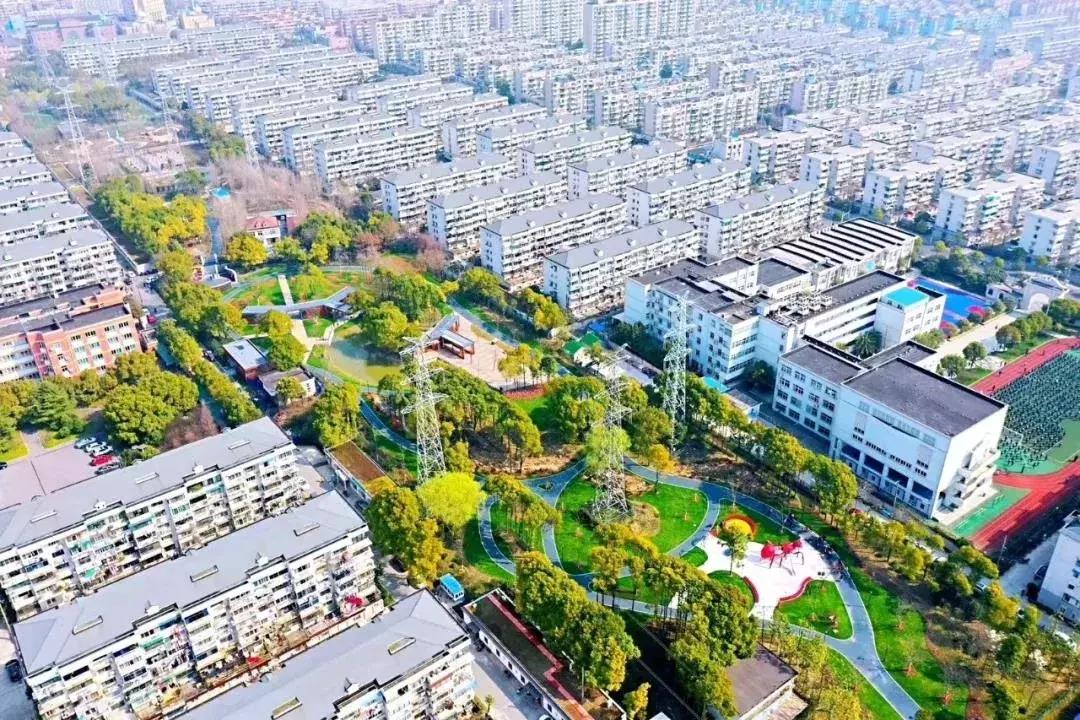 上海最大的绿地在哪里,上海人家万科广场