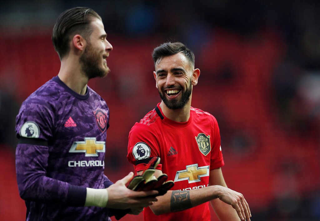 最疯狂的转会,足坛最疯狂的转会窗