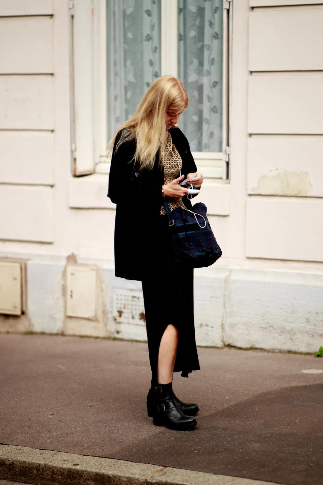 今年流行的露脚袜,是不是现在都流行穿长袜不露脚踝