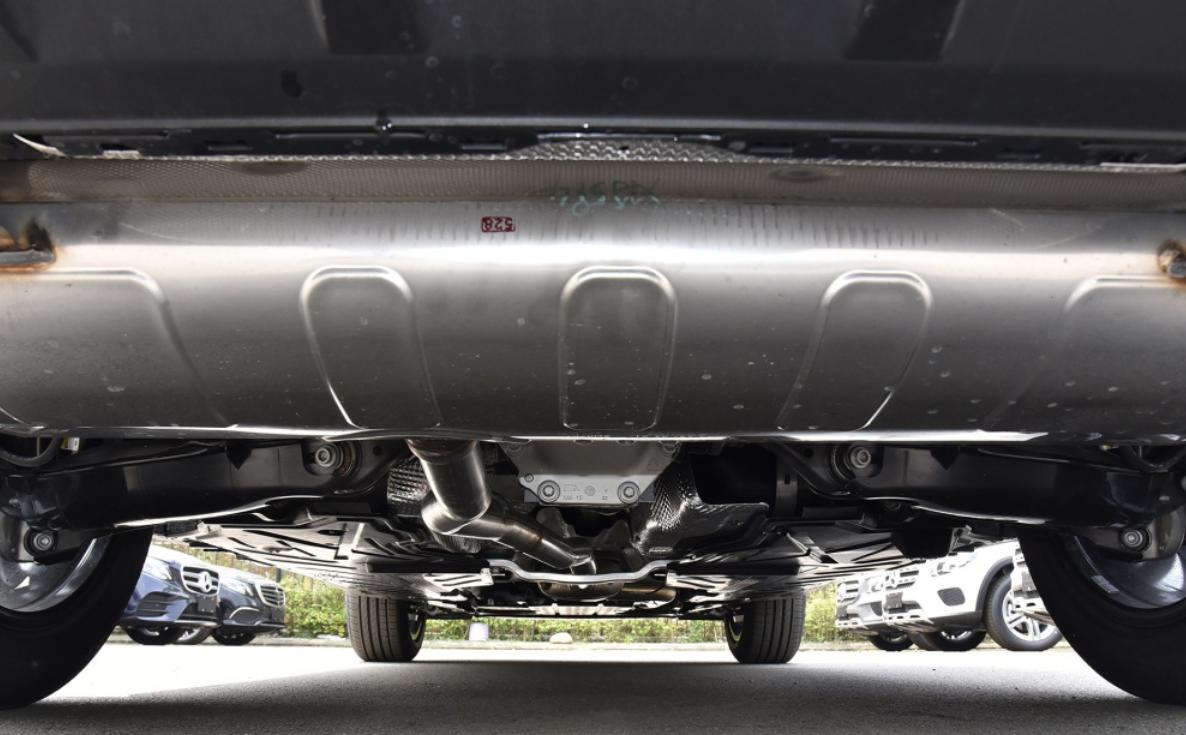 选择奔驰glc简单粗暴的理由,被偏爱的有恃无恐后面一句是什么