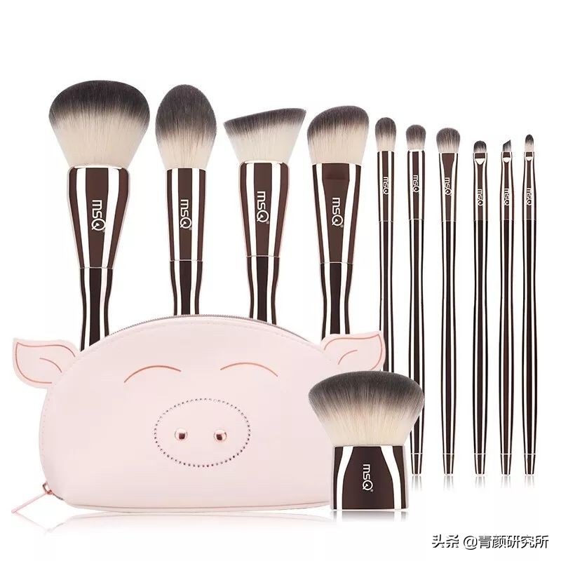 新手化妆入门化妆刷,入门级化妆教程彩妆